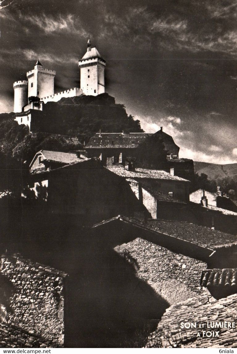 5024 Carte Postale FOIX L'Ariège Vous Attends Pour Son Spectacle Son Et Lumière De Mai à Octobre        09 Ariège - Foix