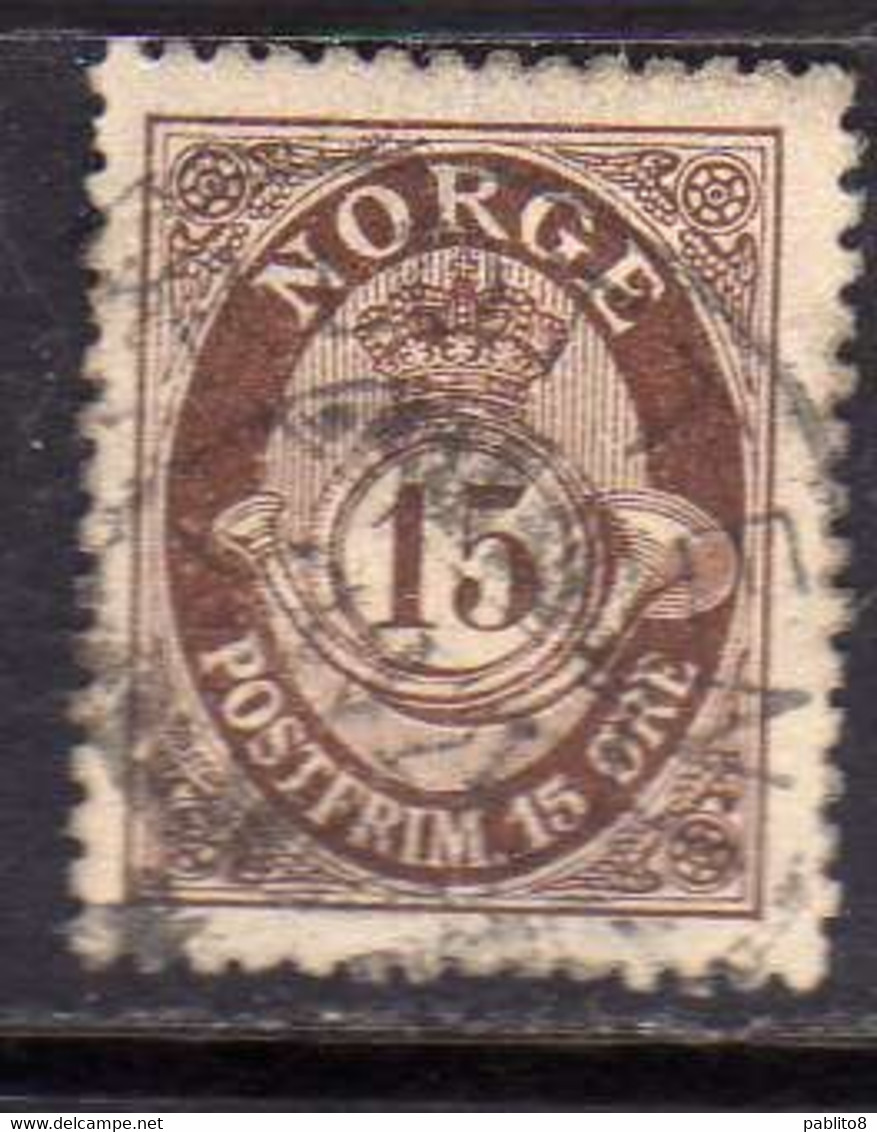 NORWAY NORGE NORVEGIA NORVEGE 1893 1908 POST HORN CORNO POSTALE NUMERAL CIFRA 15o USATO USED OBLITERE' - Other & Unclassified