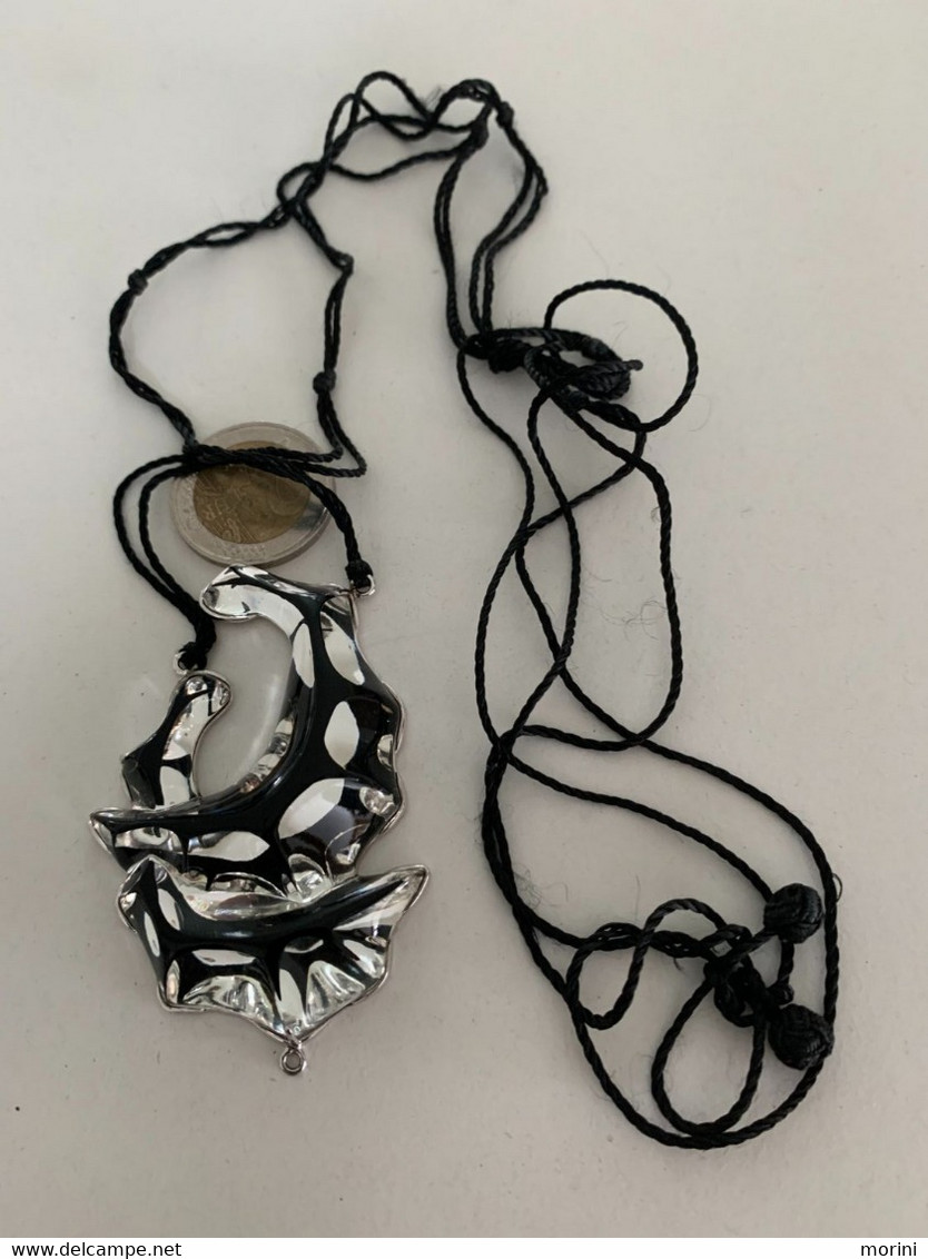 COLLIER LALIQUE TOURBILLON HIPPOCAMPE CRISTAL EMAIL NOIR ET ONYX SUR ARGENT - Autres & Non Classés