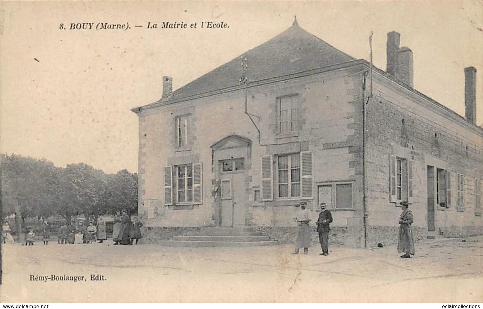 Bouy        51        La Mairie Et  L' Ecole       (voir Scan) - Sonstige & Ohne Zuordnung