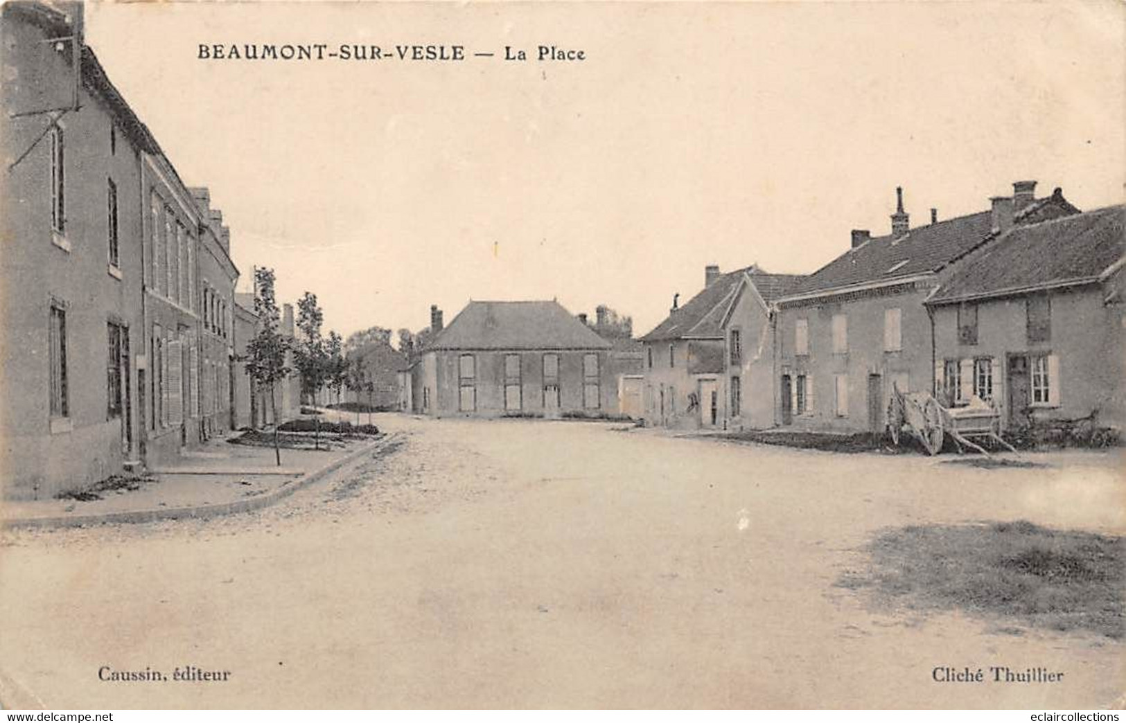 Beaumont Sur Vesle         51       La Place          (voir Scan) - Sonstige & Ohne Zuordnung