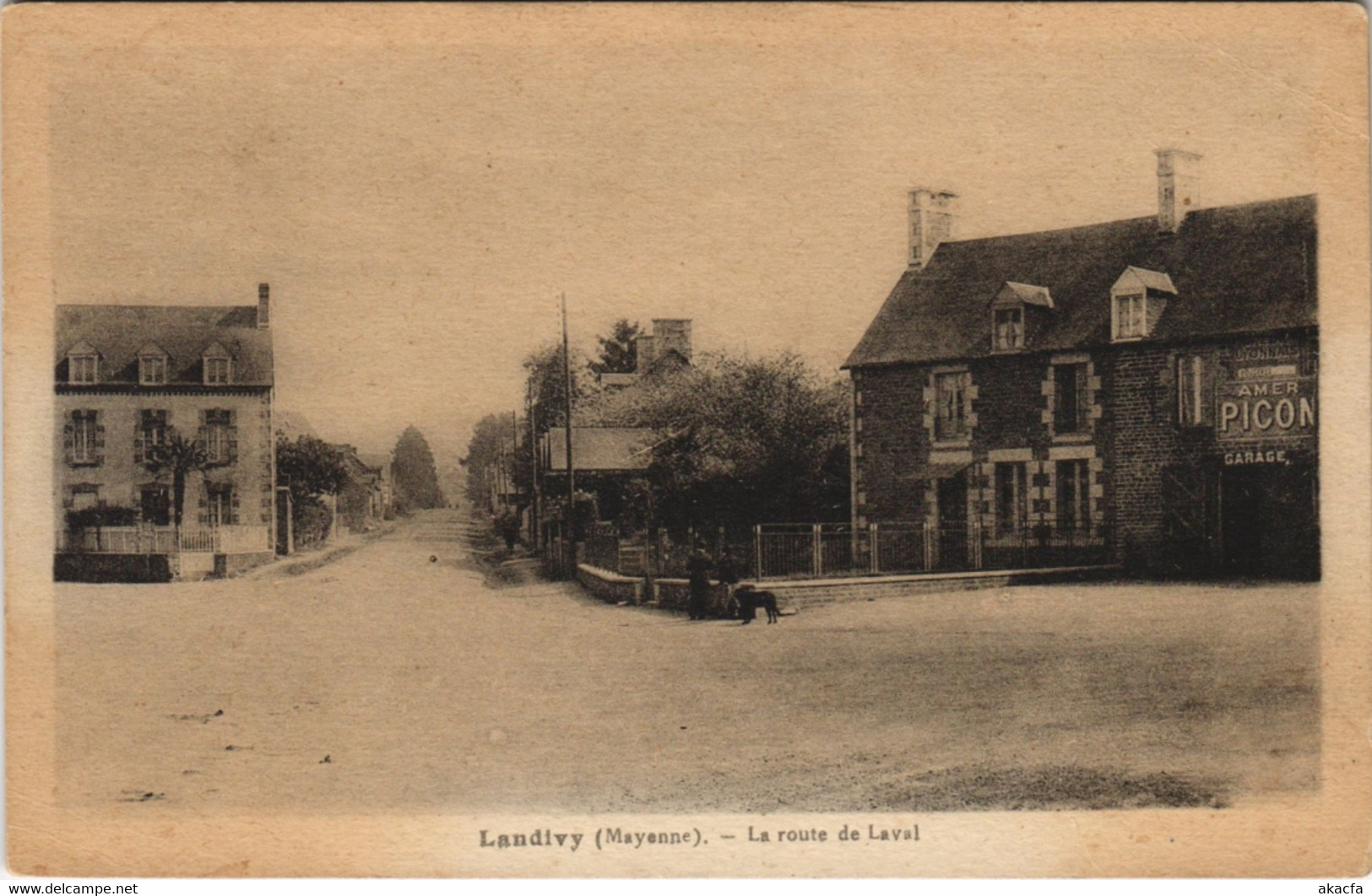 CPA Landivy - La Route De Laval (123319) - Landivy