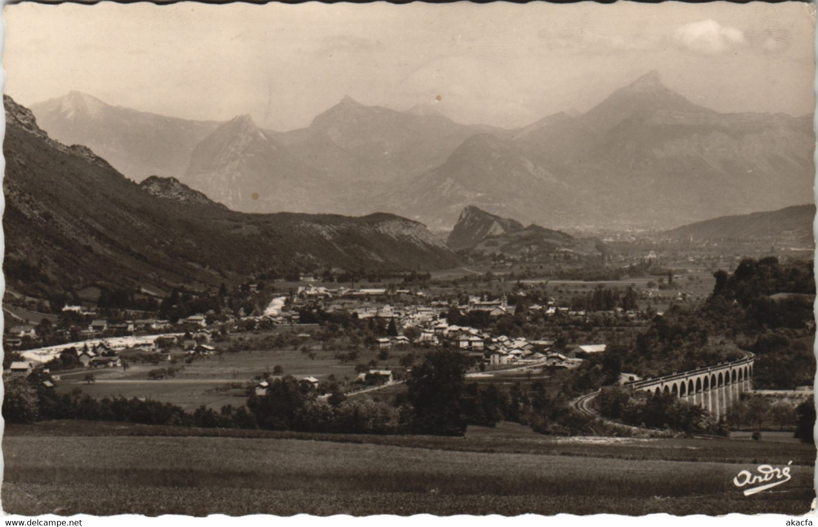 CPA VIF - Vue Générale Le Viaduc Du Crozet Et Massif (123882) - Vif