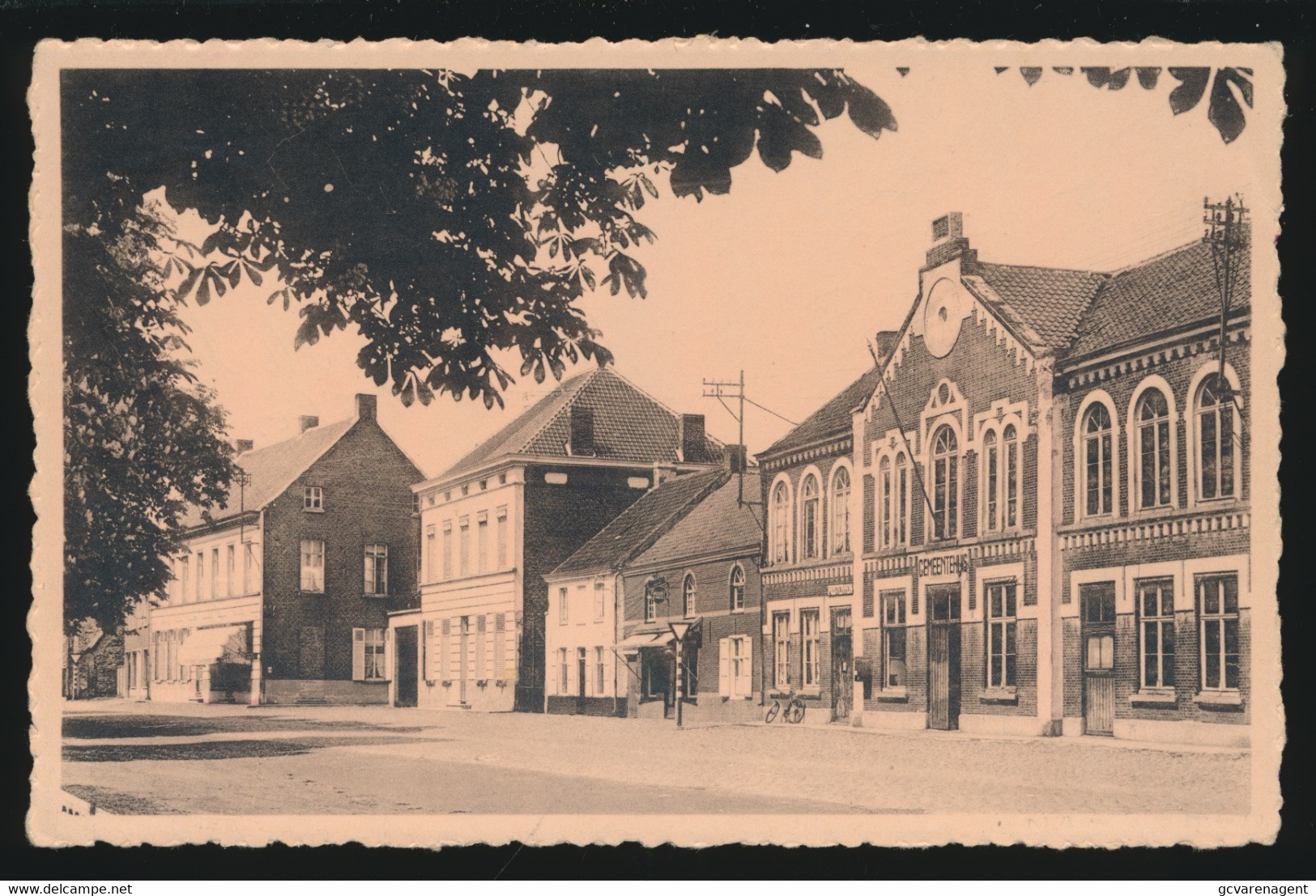 NAZARETH  GEMEENTEHUIS    2 SCANS - Nazareth