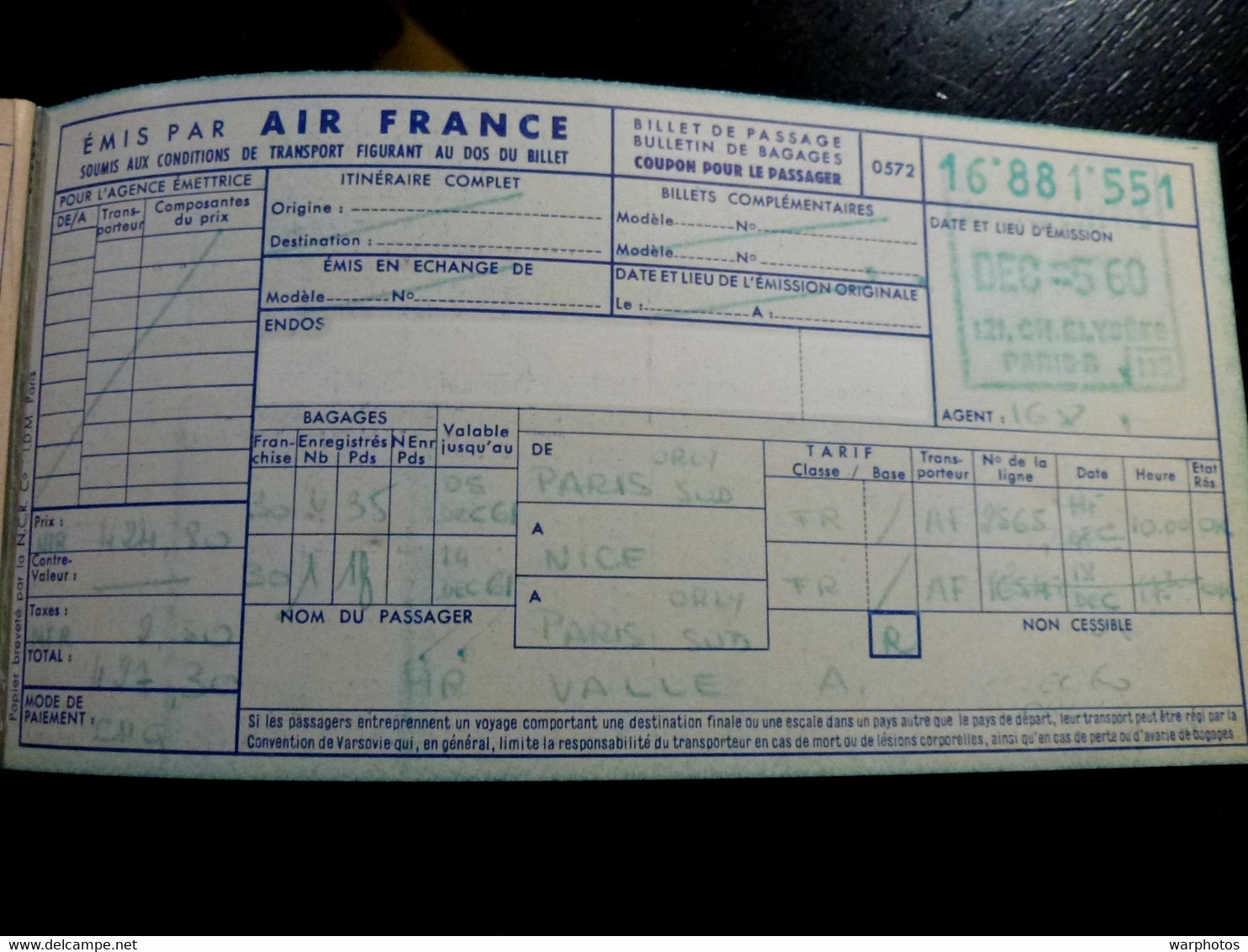 CARTE D'EMBARQUEMENT : AIR FRANCE  _ 1960 + REDEVANCE 300 Francs - Boarding Passes