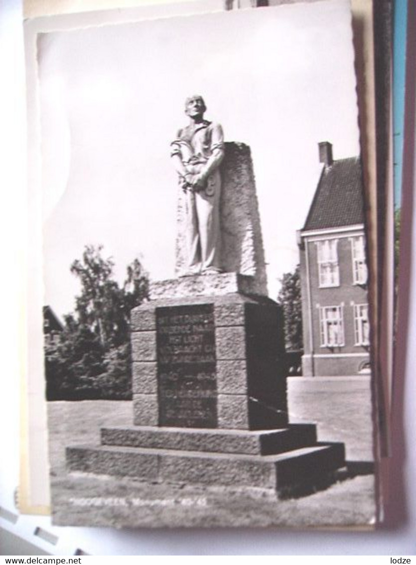 Nederland Holland Pays Bas Hoogeveen Met Monument 40-45 - Hoogeveen