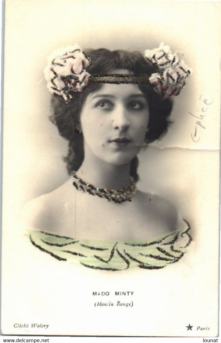 MADO MINTY  - Artiste - Moulin Rouge  -  Photographe Walery (état : Pliée) - Cabaret