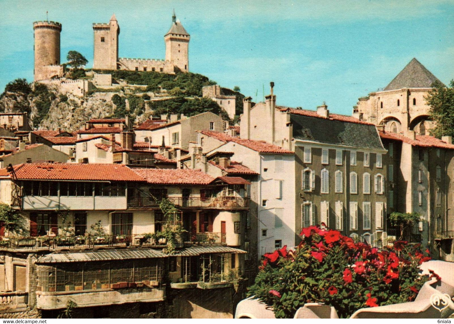 5175 Carte Postale FOIX  Le Château Dominant La Ville Et Les Vieilles Maisons Au Bord De L'Ariège              09 Ariège - Foix