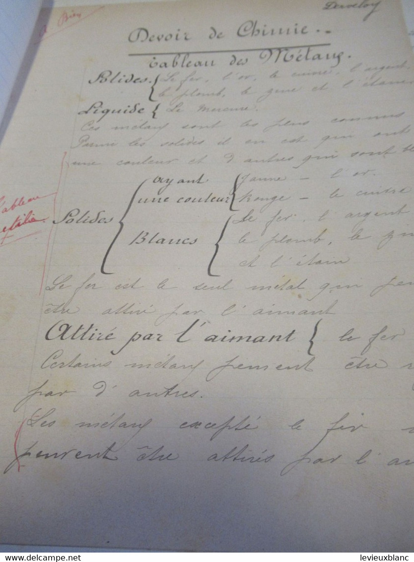 Cahier d'Ecole ancien de Physique-Chimie/Avec devoirs corrigés annotés encre rouge, insérés/Marie DERVELOY/1889   CAH308