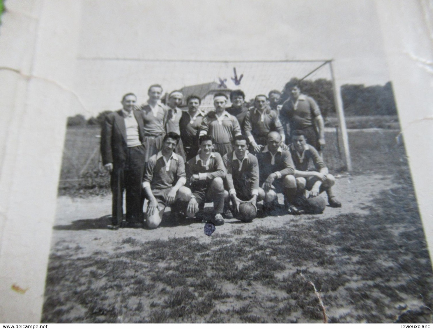 Petite Photographie Ancienne/ Equipe De Foot-Ball Corporatif PATHE-MARCONI/ Avec Identification/Vers 1940-45   SPO348 - Otros & Sin Clasificación