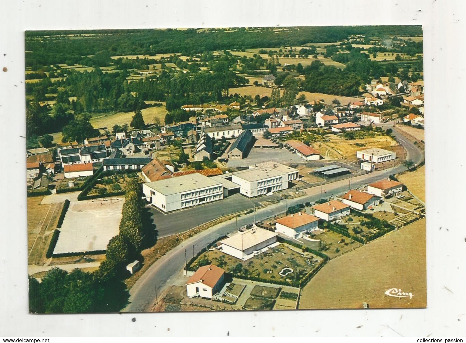 Cp , 79 , L'ABSIE , Vue Aérienne , Le C.E.G. Raymond MIGAUD ,  école ,  Vierge ,  Ed. Combier - L'Absie