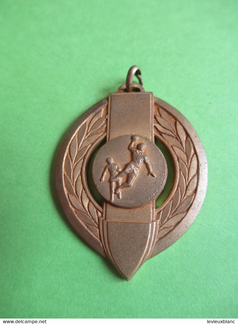 Médaille De  Sport Ancienne/Pendentif/HANDBALL/ Bronze Doré  / Vers 1970    SPO356 - Balonmano