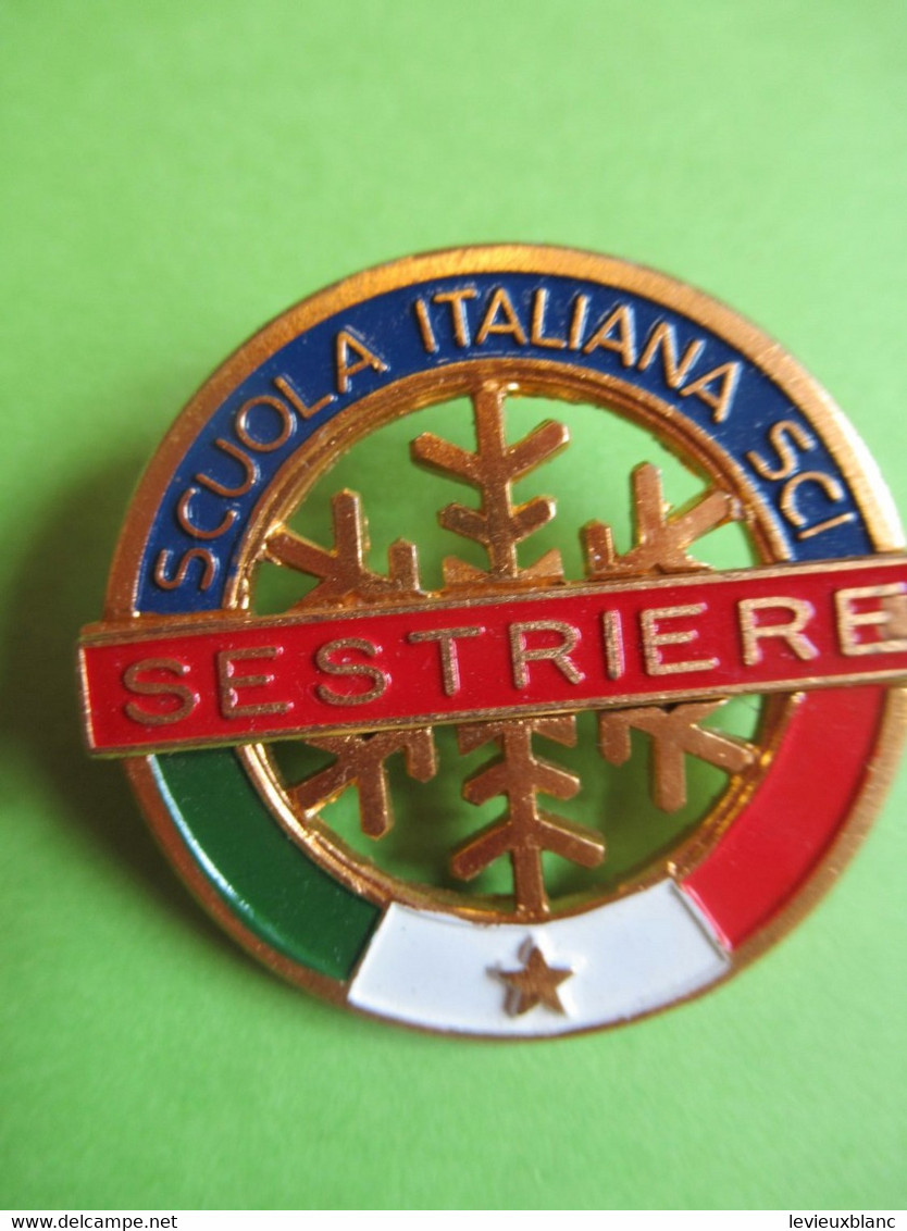 Médaille De  Sport Ancienne/Insigne/SKI/ Métal Léger Doré/ SESTRIERES/Bertoni/Milano/Italie  / Vers 1980-1990   SPO354 - Sports D'hiver