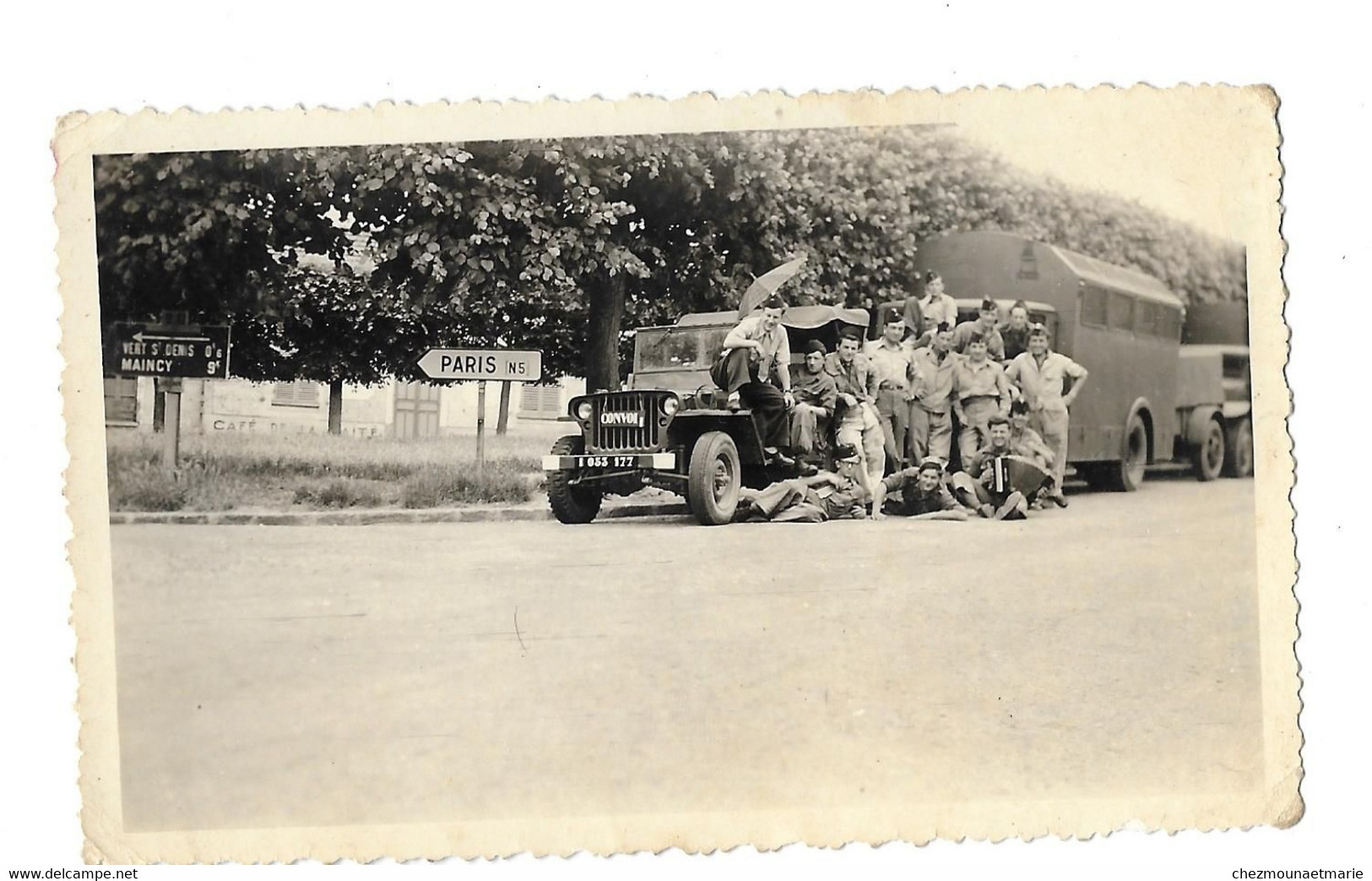 CESSON ? PRES DE VERT SAINT DENIS ET MAINCY (77) - PHOTO D UN CONVOI MILITAIRE - Guerra, Militari