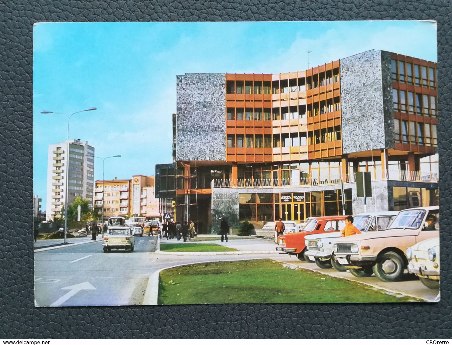 PRIŠTINA KOSOVO (car) Postcards Traveled 1982  (Y2) - Kosovo