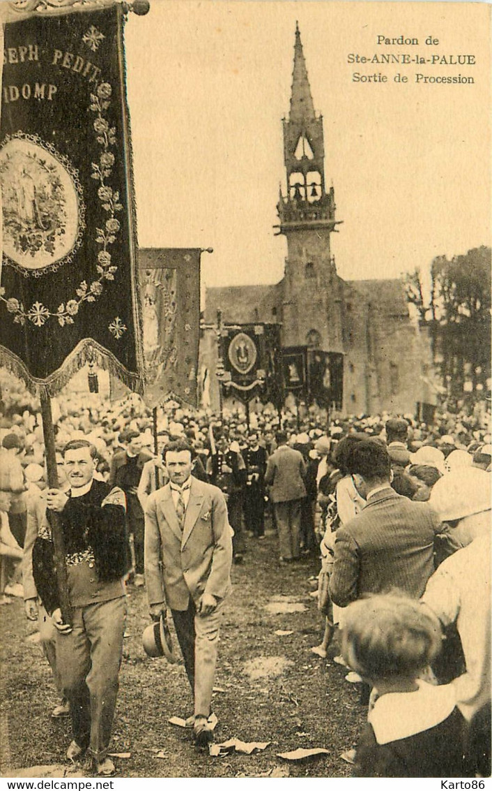 Plonévez Porzay * Pardon De Ste Anne La Palud * La Sortie De La Procession * Fête Religieuse * Religion - Plonévez-Porzay