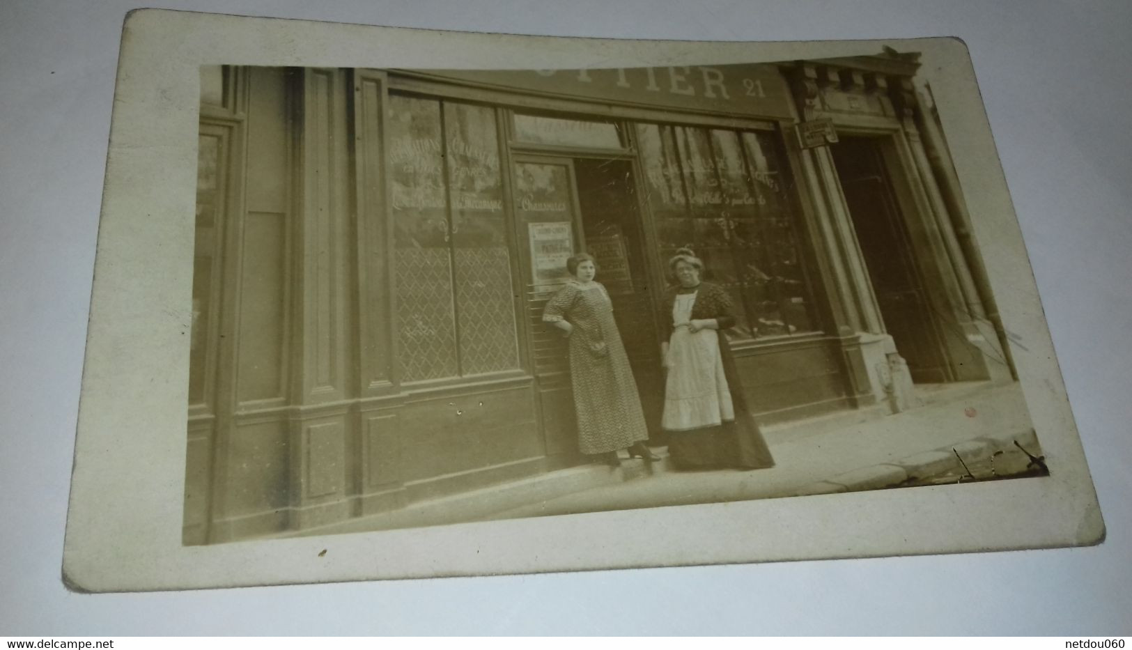 CARTE PHOTO DEVANT MAGASIN - Altri & Non Classificati