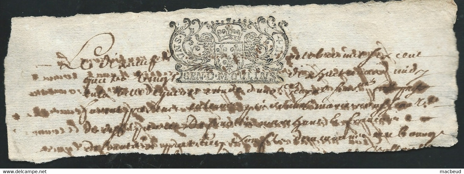 Cachet Généralité De Moulins Pour Notaires   1 Sol Et  4 Deniers Sur Fragment Daté  En  1686  Bb 16306 - Cachets Généralité