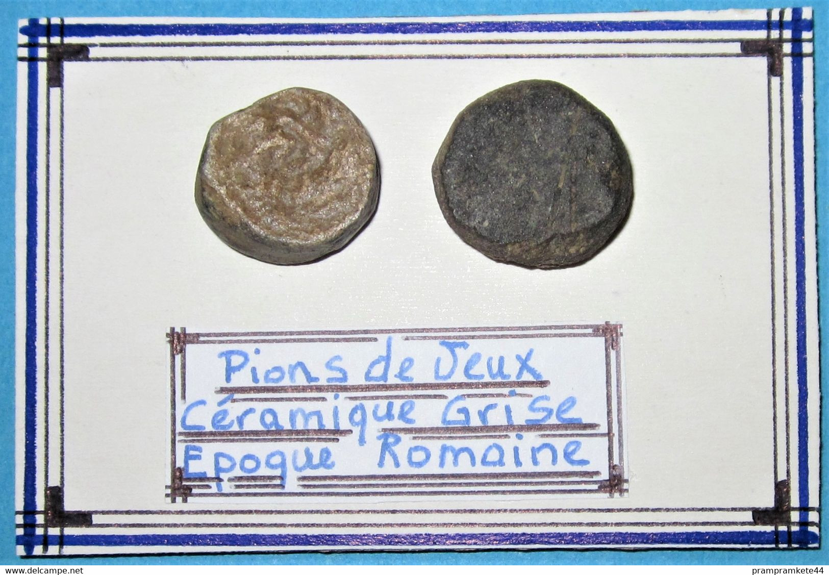 Pions De Jeux. Epoque Romaine. - Archéologie