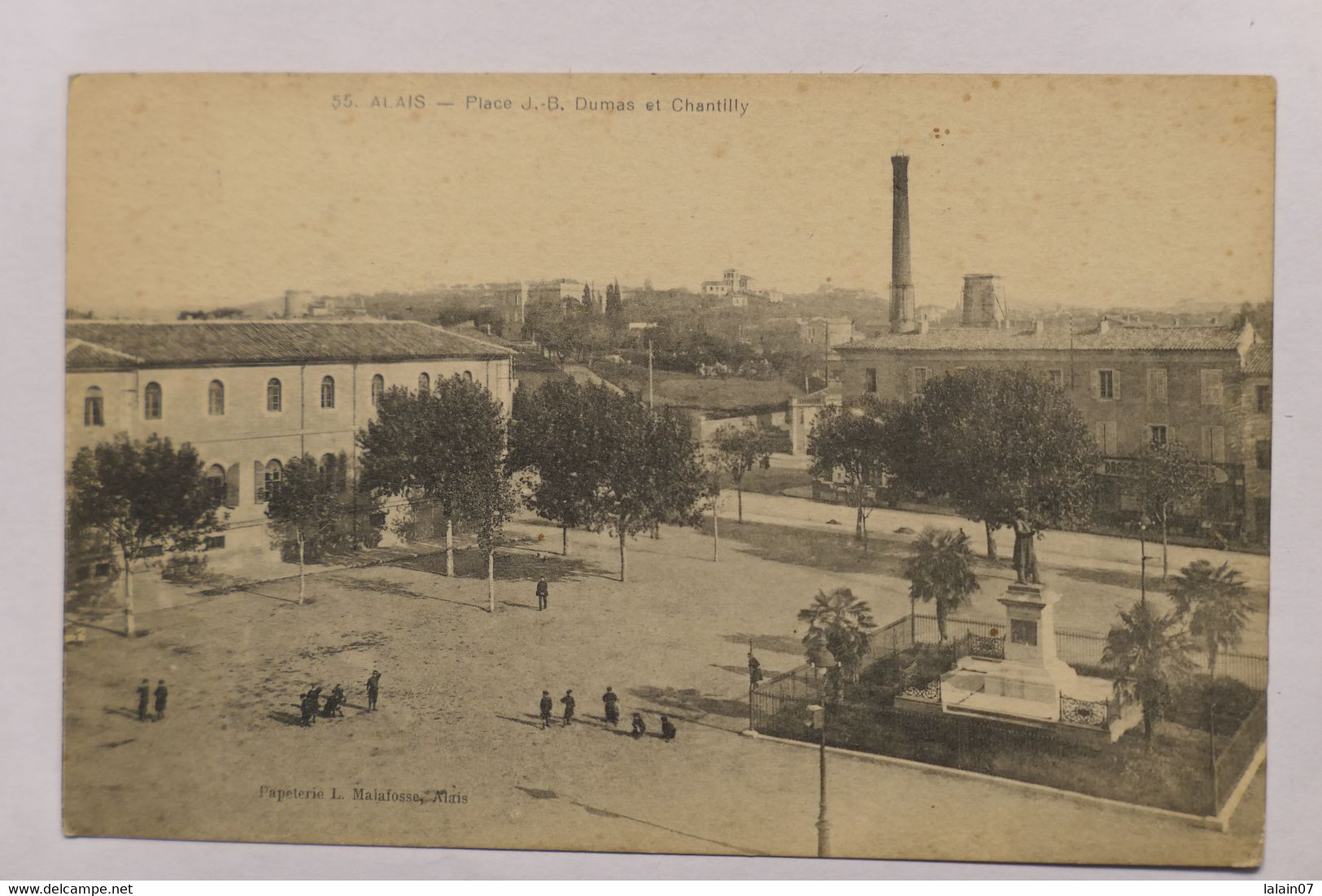 C. P. A. : 30 ALES, ALAIS : Place J.-B. Dumas Et Chantilly, En 1913 - Alès