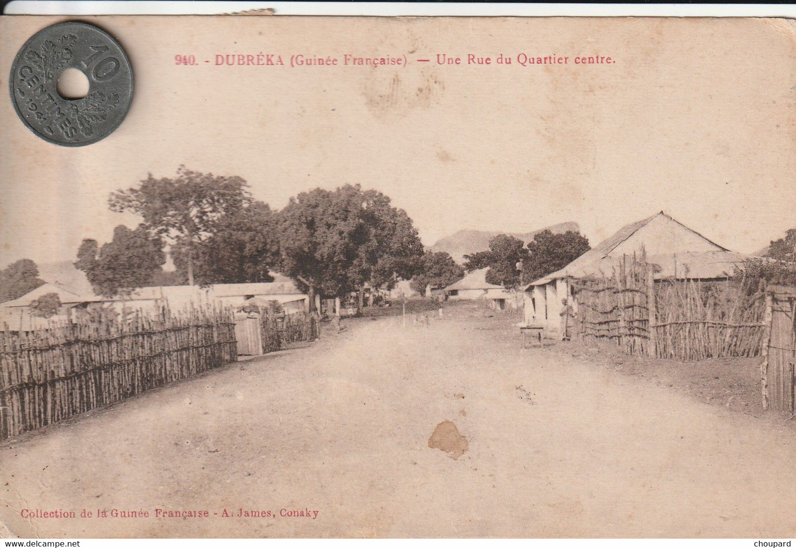 Carte Postale Ancienne De DUBREKA   Une Rue Du Quartier Centre - Guinea