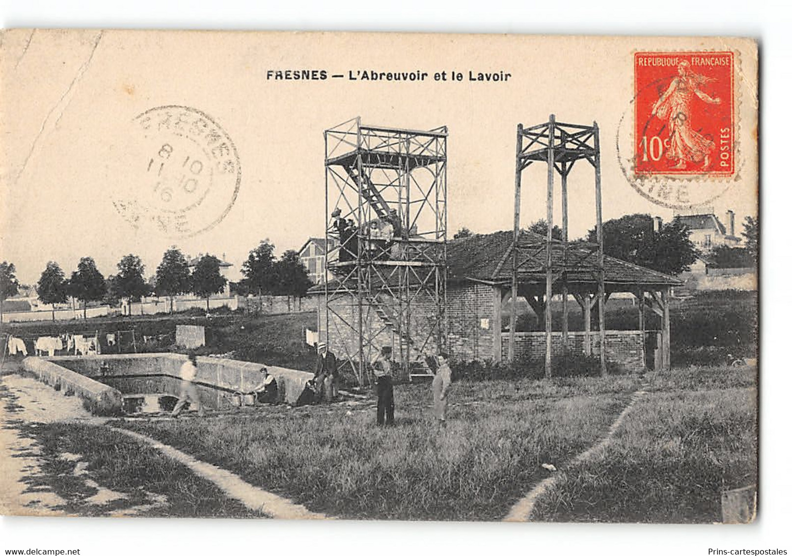 CPA 94 Fresnes L'abreuvoir Et Le Lavoir - Fresnes