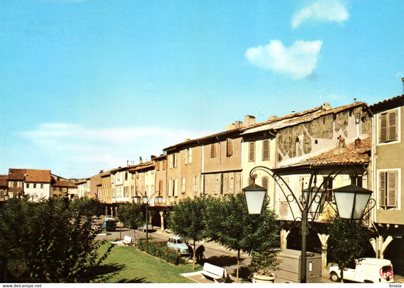 5239 Carte Postale MIREPOIX  La Place  ( Voiture Ancienne Renault 4L ) 09 Ariège - Mirepoix