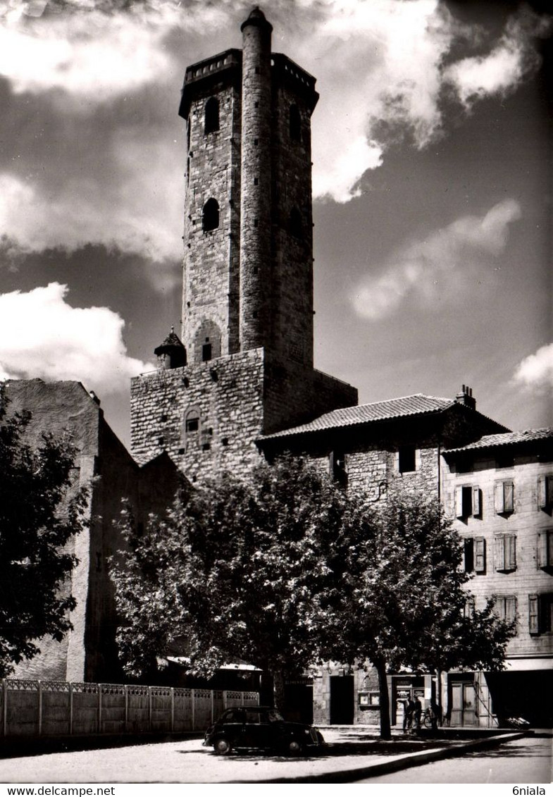 5244 Carte Postale MILLAU   Porte Des Gorges Du Tarn                  Le Beffroi     12 Aveyron - Millau