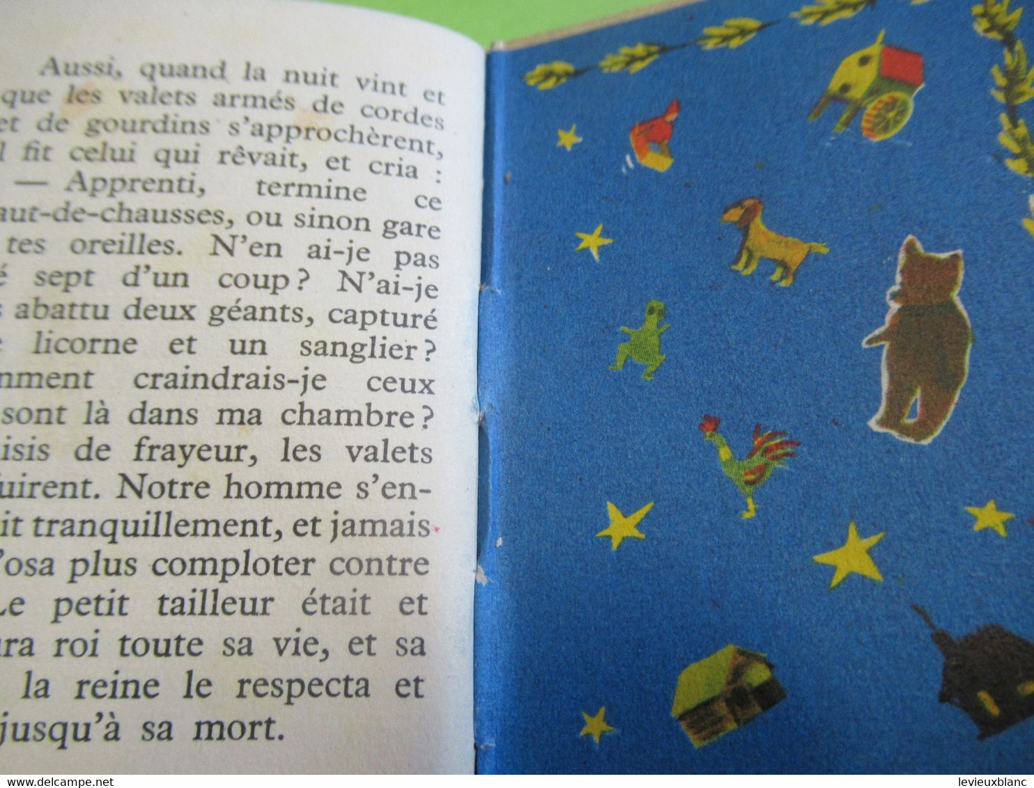 Livret de 24 pages / LE VAILLANT PETIT TAILLEUR / Conte de GRIMM/ Presses de la Cité/1954           BD169