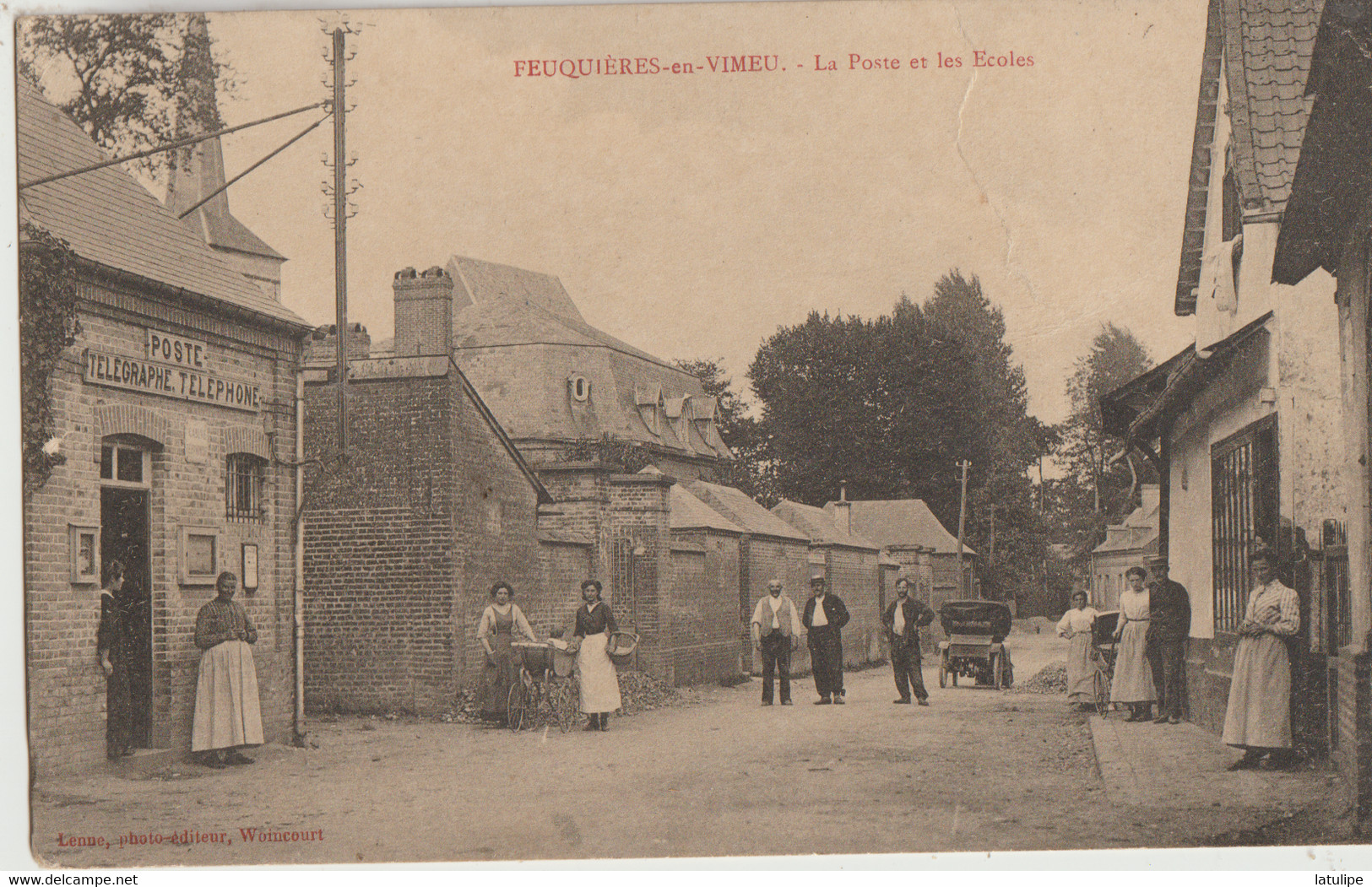 Feuquieres-en-Vimeu  80   La Posre Et Les Ecoles-et Rue Tres Animéeet Voiture Ancienne - Feuquieres En Vimeu