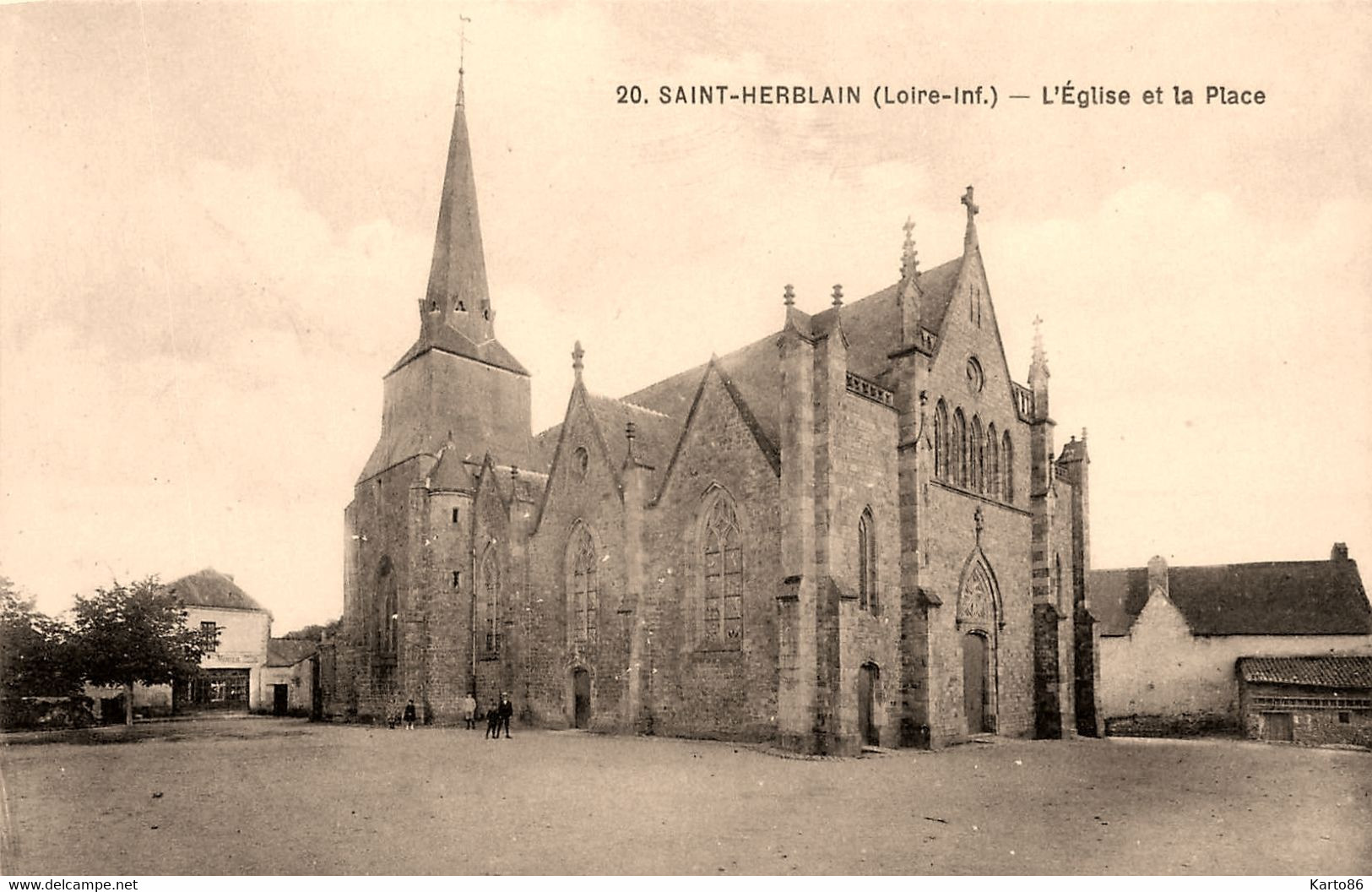 St Herblain * La Place De L'église De La Commune - Saint Herblain