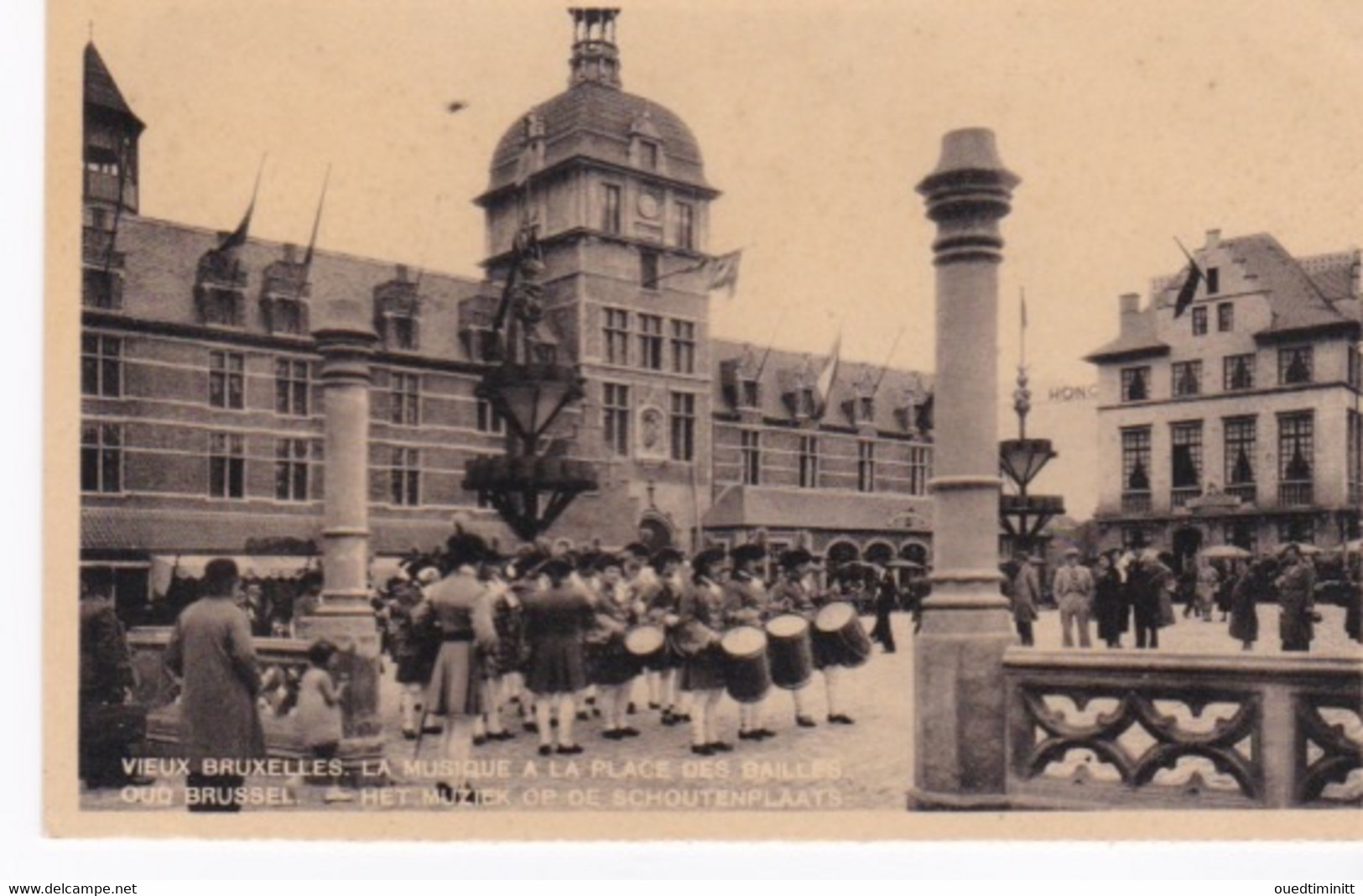 Belgique, Vieux Bruxelles, La Musique Et La Place Des Bailles - Fêtes, événements