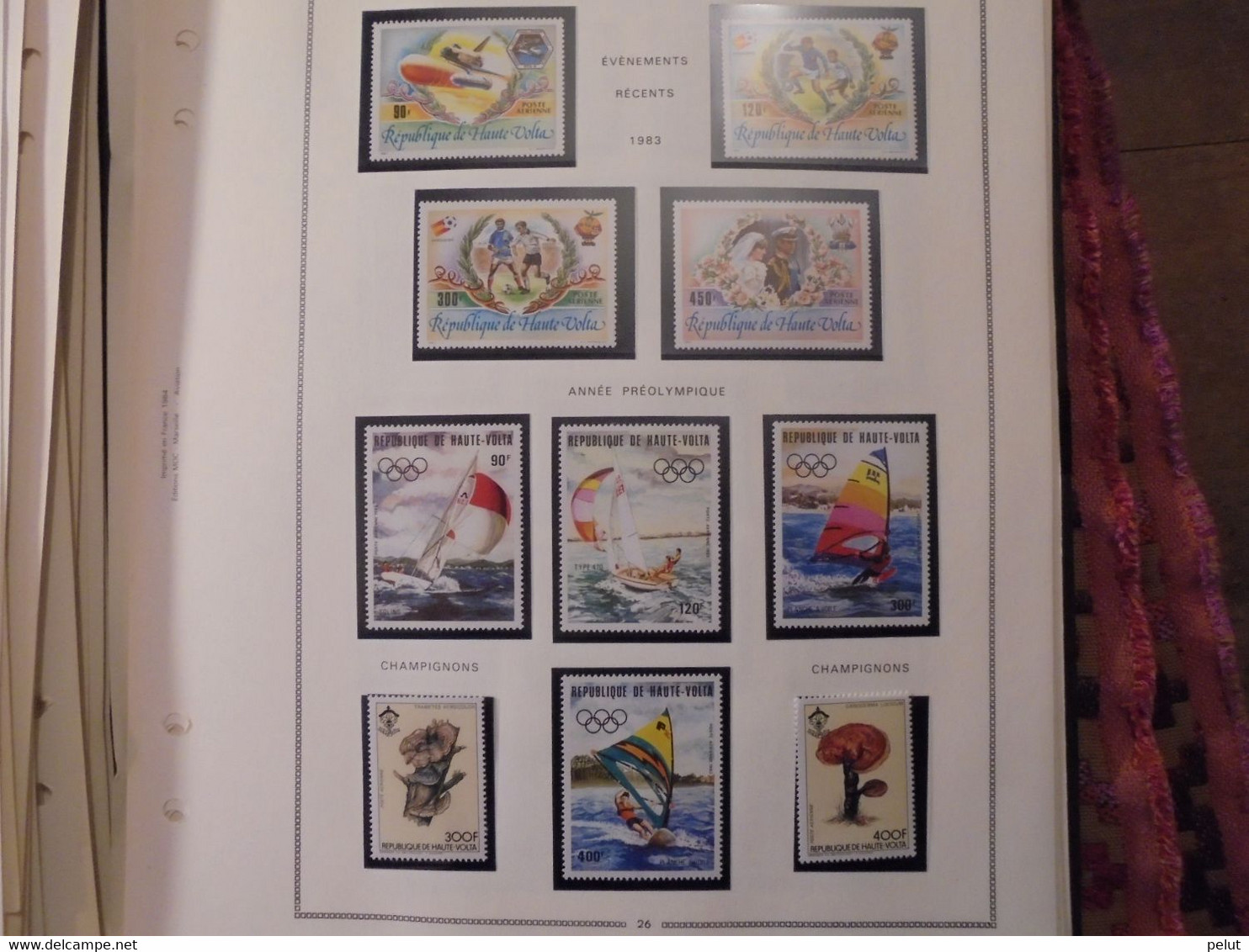 ensemble très complet lot timbres et blocs Haute-Volta (56 photos)