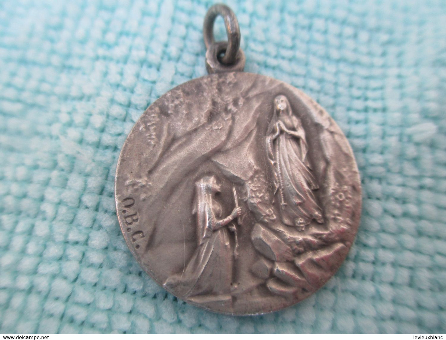 Médaille Pieuse Ancienne/LOURDES/ Souvenir Du Cinquantenaire Des Apparitions/1858-1908/Nickel/1908  CAN 676 - Religion & Esotérisme