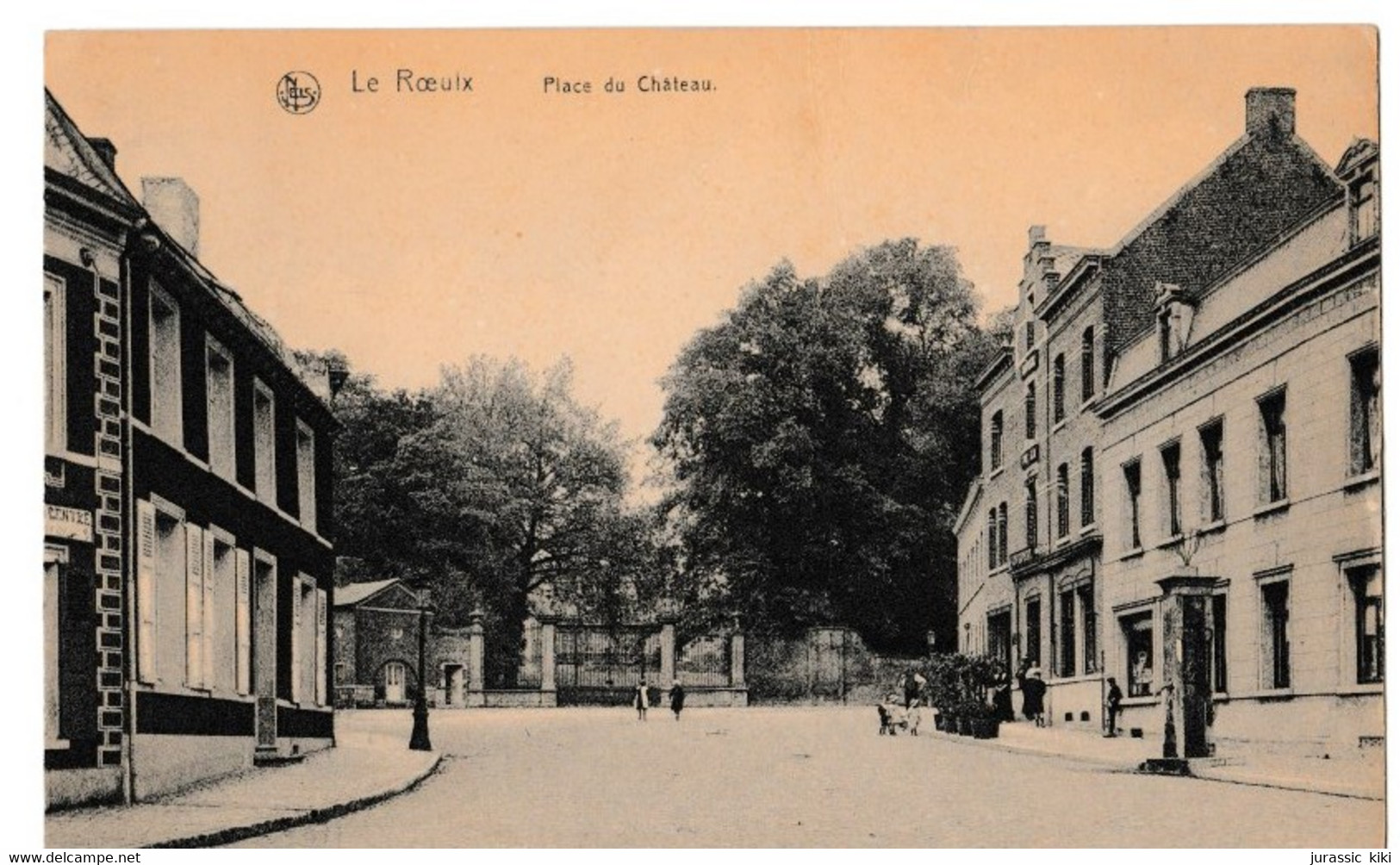 Le Roeulx - Place Du Château - Le Roeulx