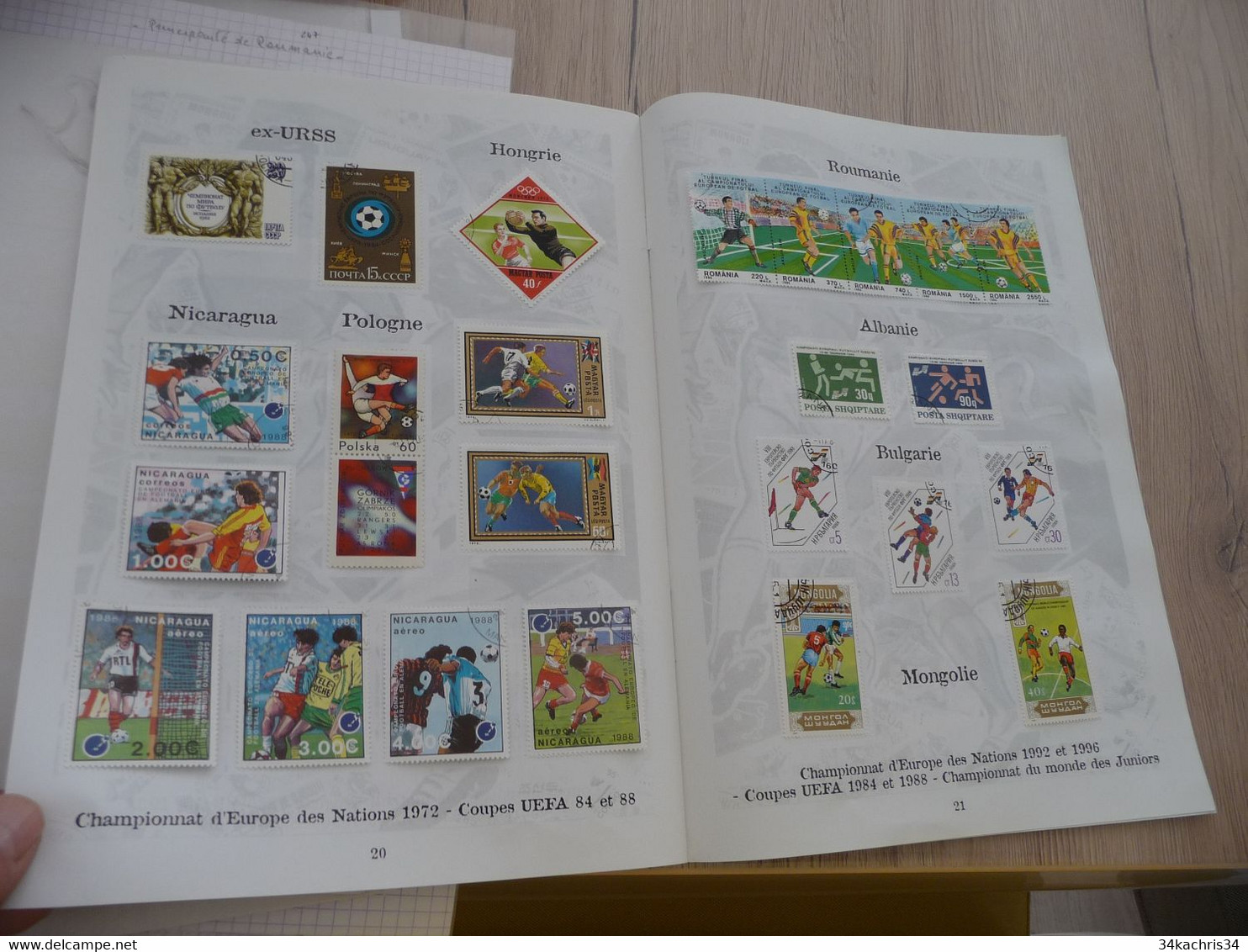 Football coupe du Monde cahier collector + de 170 TP et 5 blocs