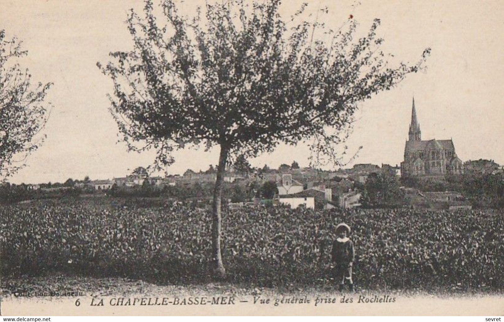 LA CHAPELLE BASSE MER. - Vue Générale Prise Des Rochelles - La Chapelle Basse-Mer