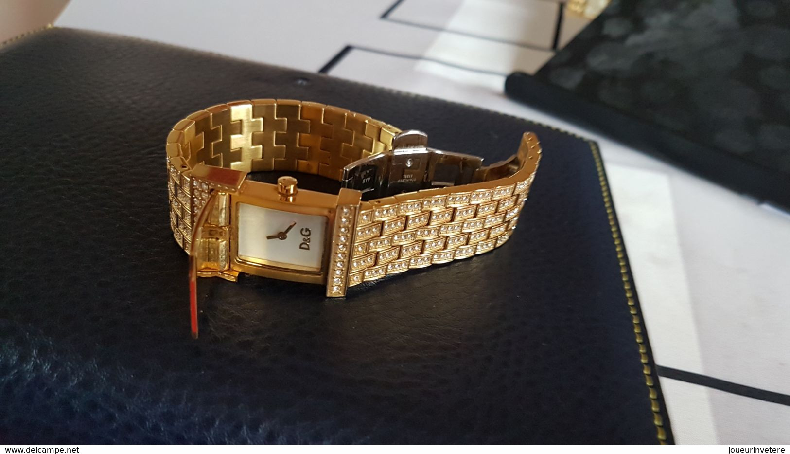 Montre Bracelet DG Femme Peut Porté Comme Neuve - Otros & Sin Clasificación