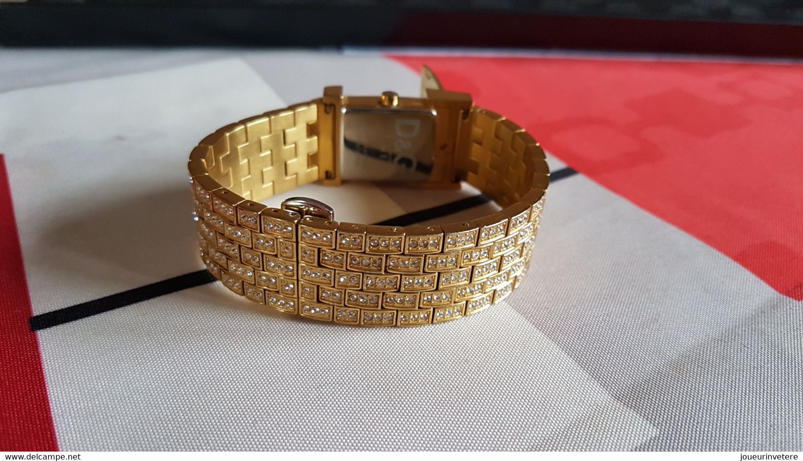 Montre Bracelet DG Femme Peut Porté Comme Neuve - Autres & Non Classés