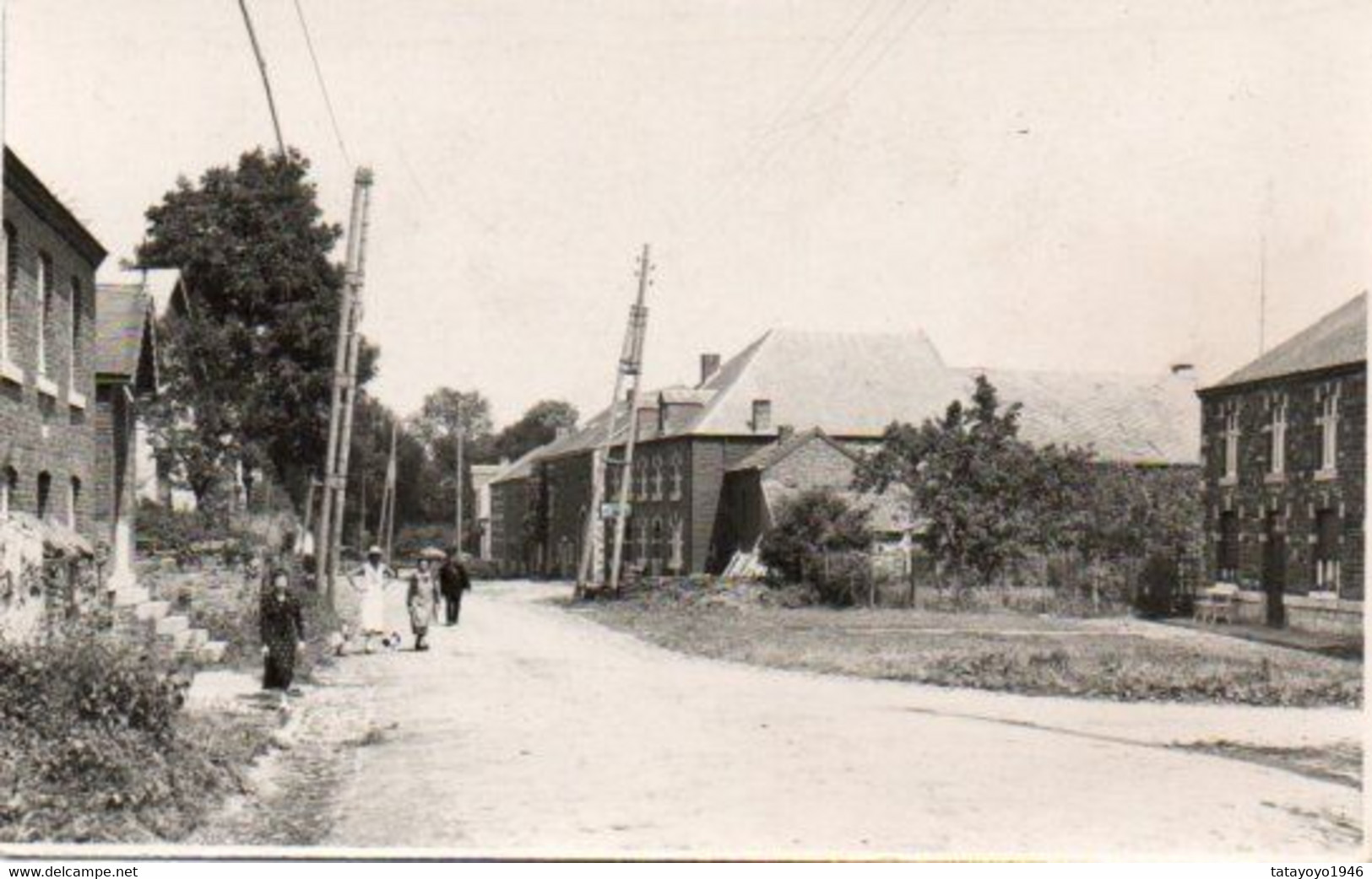 Grune Centre Du Village Carte Photo Animée N'a Pas Circulé - Nassogne