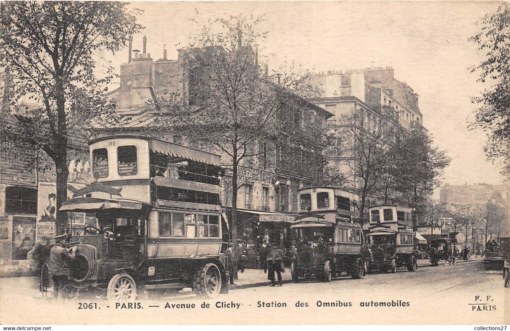 PARIS-75017-AVENUE DE CLICHY- STATION DES OMNIBUS AUTOMOBILES - Arrondissement: 17