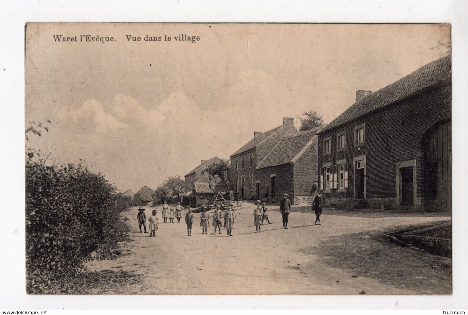 WARET L'EVÊQUE - Vue Dans Le Village  *édition N. Laflotte,Bruxelles* - Heron