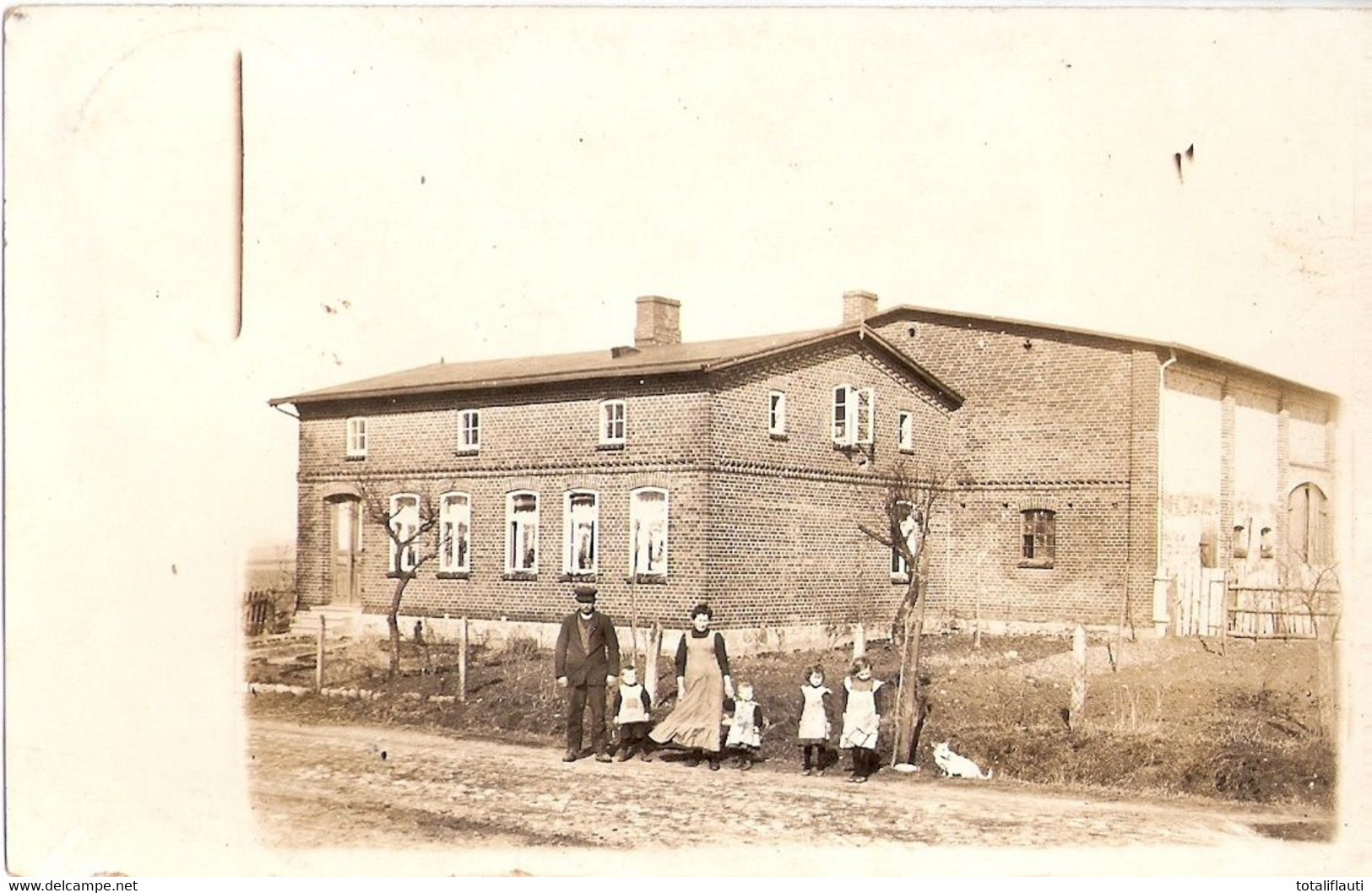 BABST Gem Glasin Bei Neukloster Gehöft Mit Familie Original Private Fotokarte 30.31912 Gelaufen - Neukloster