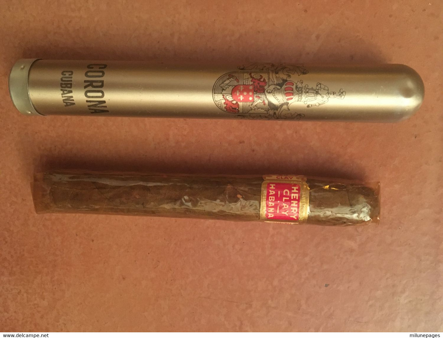 Cigare Habana Henry Clay Bague Légion D'Honneur Dans Un Ancien étui CORONA Cubana Liewen Y Cia - Étuis à Cigares