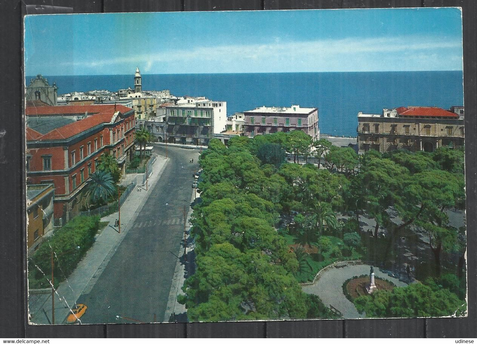 MOLFETTA 1981 - PIAZZA GARIBALDI CON SEMINARIO VESCOVILE - Molfetta