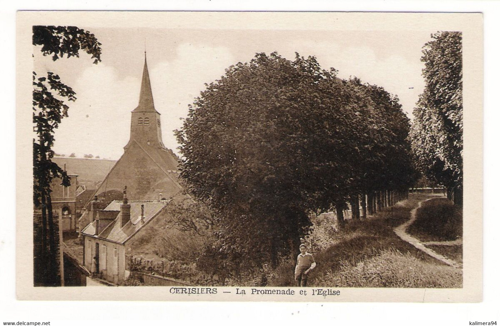 YONNE  /  CERISIERS  /  LA  PROMENADE  ET  L' EGLISE  /  Edit. TANNE - Cerisiers