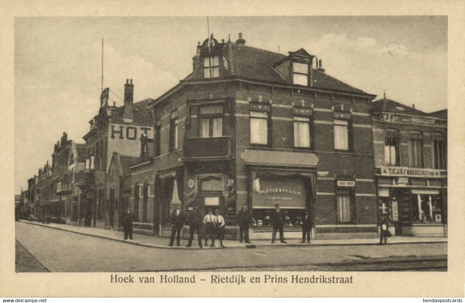 Nederland, HOEK VAN HOLLAND, Rietdijk En Prins Hendrikstraat (1920s) Ansichtkaart - Hoek Van Holland