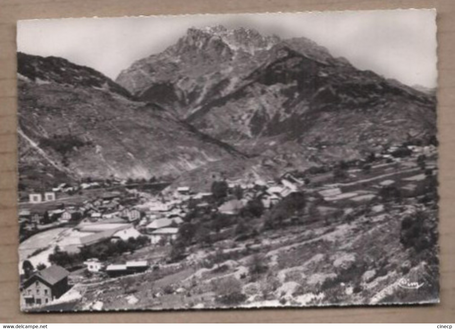 CPSM 05 - L'ARGENTIERE-la-BESSEE - La Bessée Du Milieu Et La Bessée Basse - Au Loin Les Vigneaux - TB Vue Détails - L'Argentiere La Besse