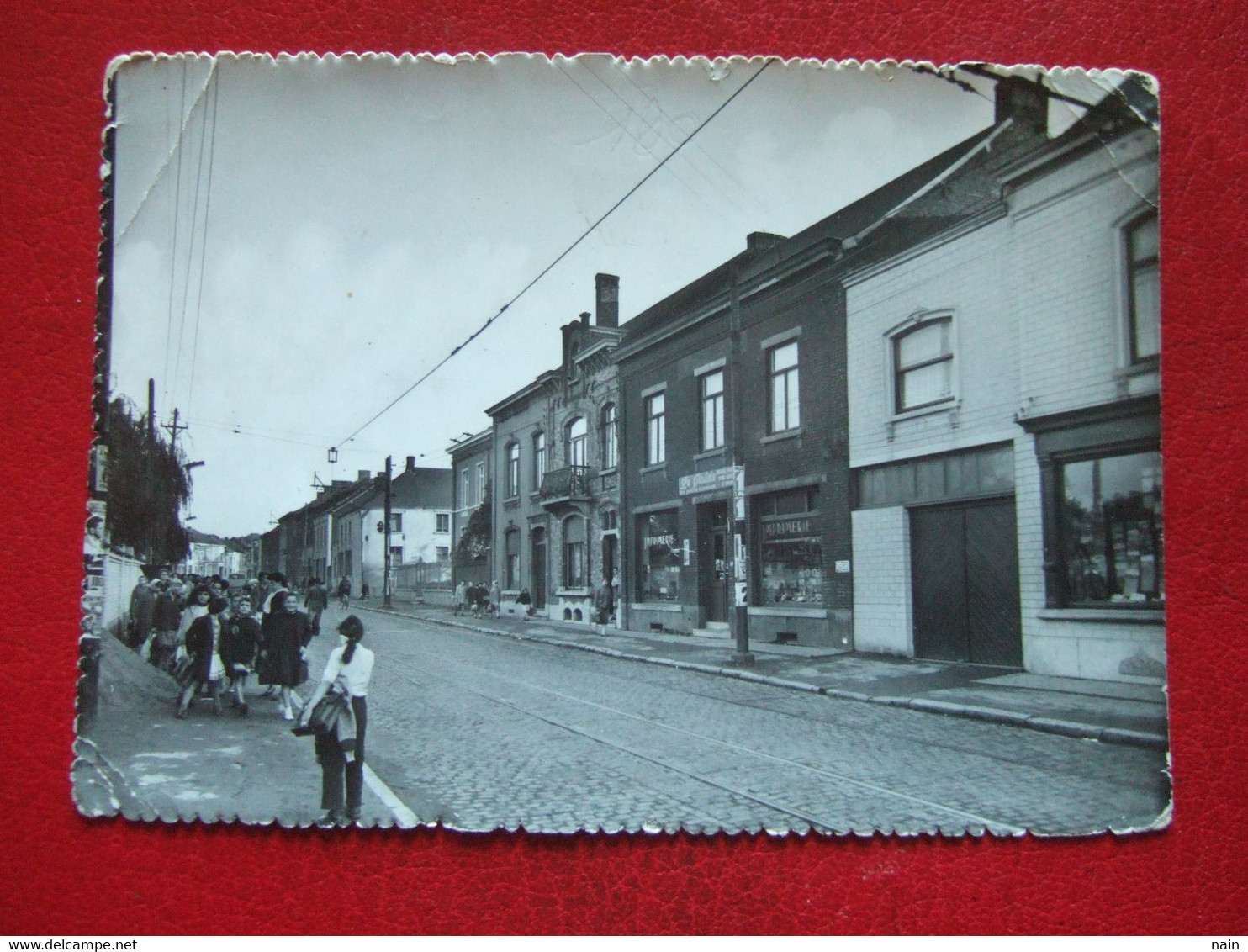 BELGIQUE - ANDERLUES - " RUE PAUL JANSON " - ENFANTS RENTRANT DE L'ECOLE....Voir Les Scans... - Anderlues