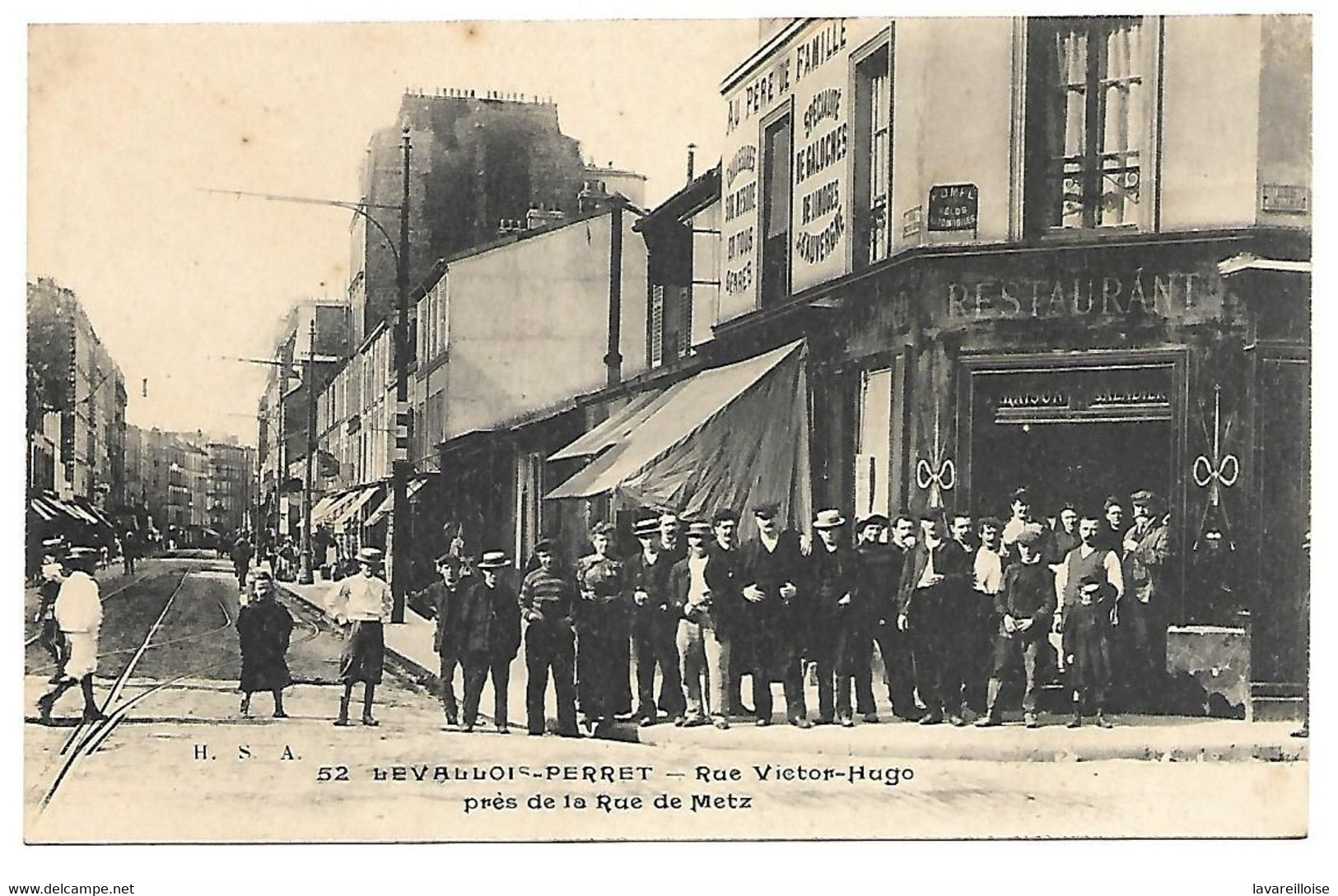 CPA 92 LEVALLOIS PERRET RUE VICTOR HUGO PRES DE LA RUE DE METZ TRES ANIMEE RARE BELLE CARTE !! - Levallois Perret